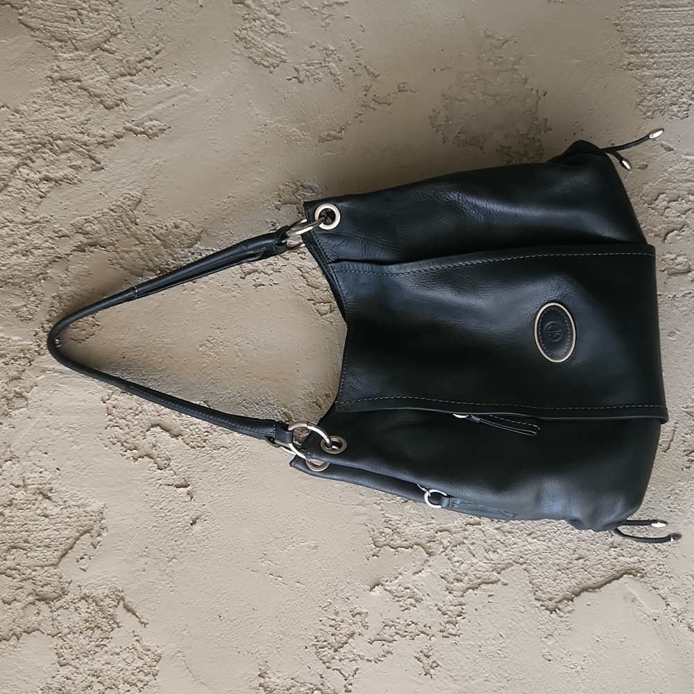Black leather Gianni Bernini purse